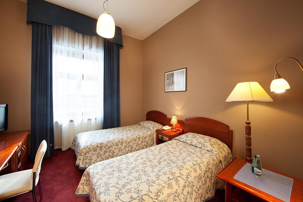 Hotel apartamentowy Blue Swan 3*